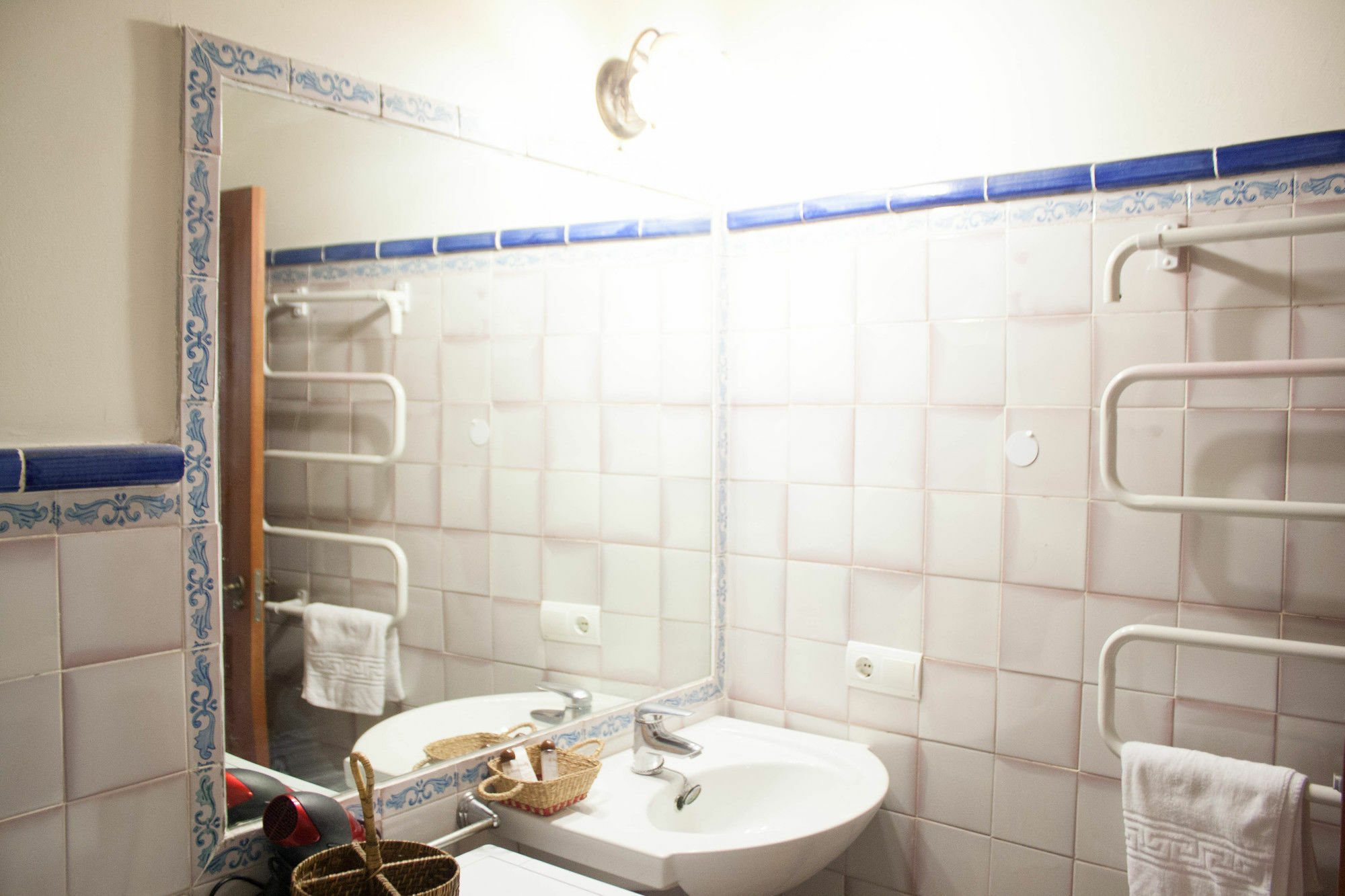 Abadia Bed and breakfast 2*